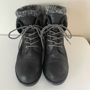 Cliffs by White Mountain Duena short black boots size 7.5